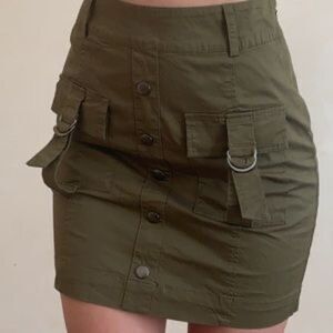 Guess‎ Flynn NWOT Military Green Cargo Mini Skirt Sz 6